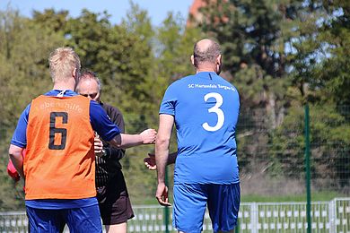 Spieler auf Fußballplatz