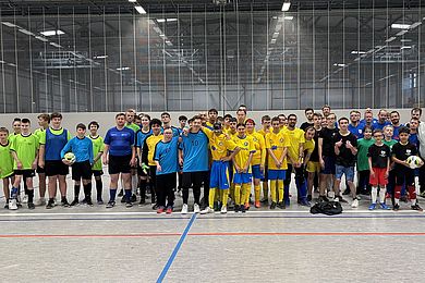Mannschaftsaufstellung in Halle